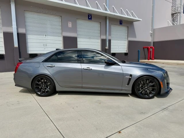 2018 Cadillac CTS-V 3rd Gen - Image 2 of 21