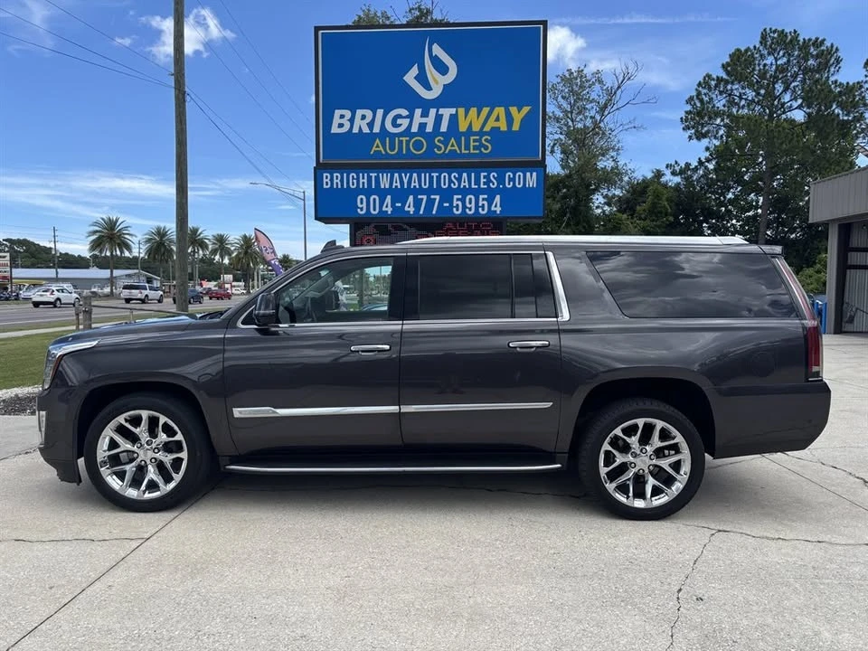 2018 Cadillac Escalade 4th Gen - Image 2 of 17