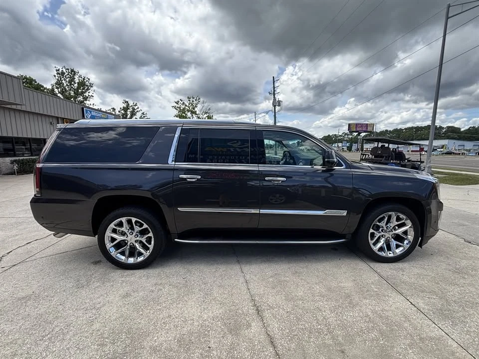 2018 Cadillac Escalade 4th Gen - Image 5 of 17