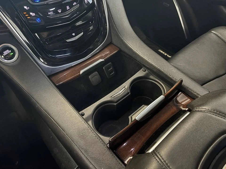 2018 Cadillac Escalade 4th Gen - Image 13 of 17