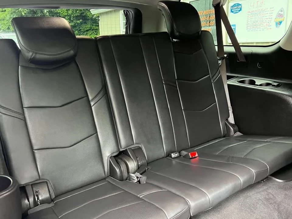 2018 Cadillac Escalade 4th Gen - Image 9 of 18