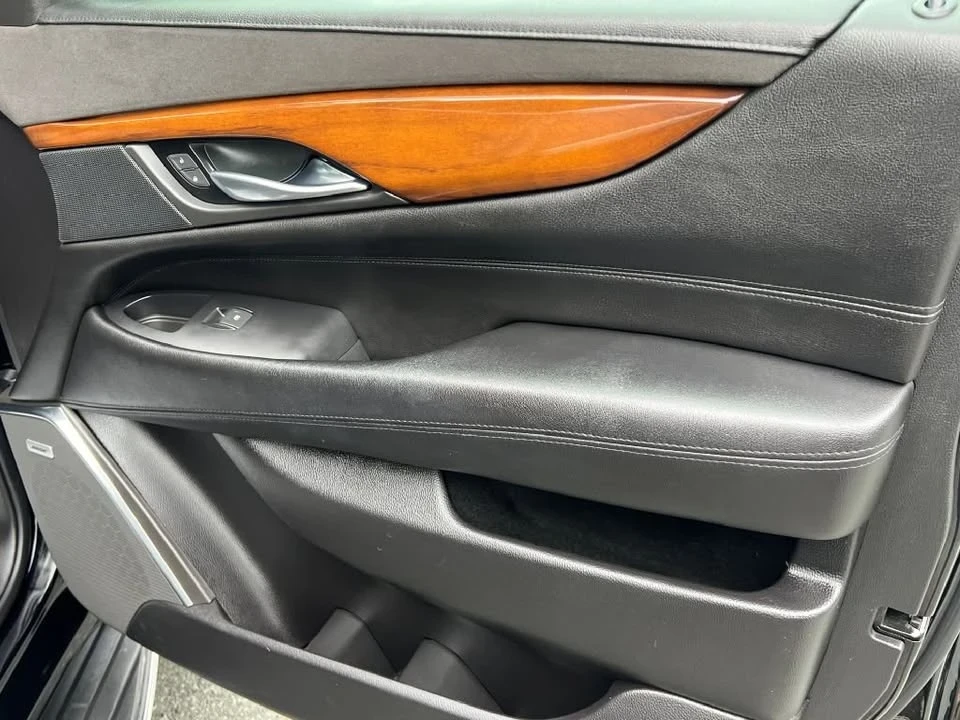 2018 Cadillac Escalade 4th Gen - Image 13 of 18
