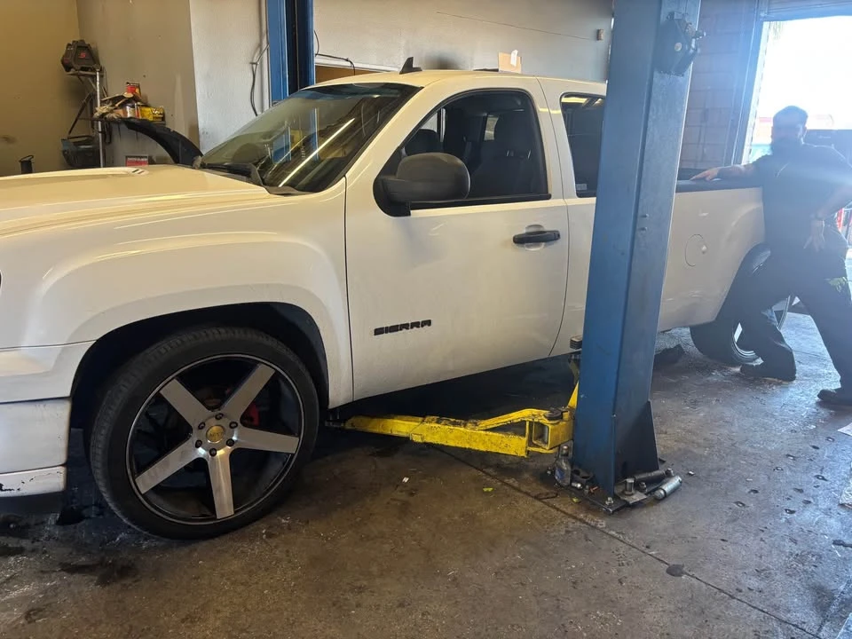2018 Cadillac Escalade 4th Gen - Image 11 of 16