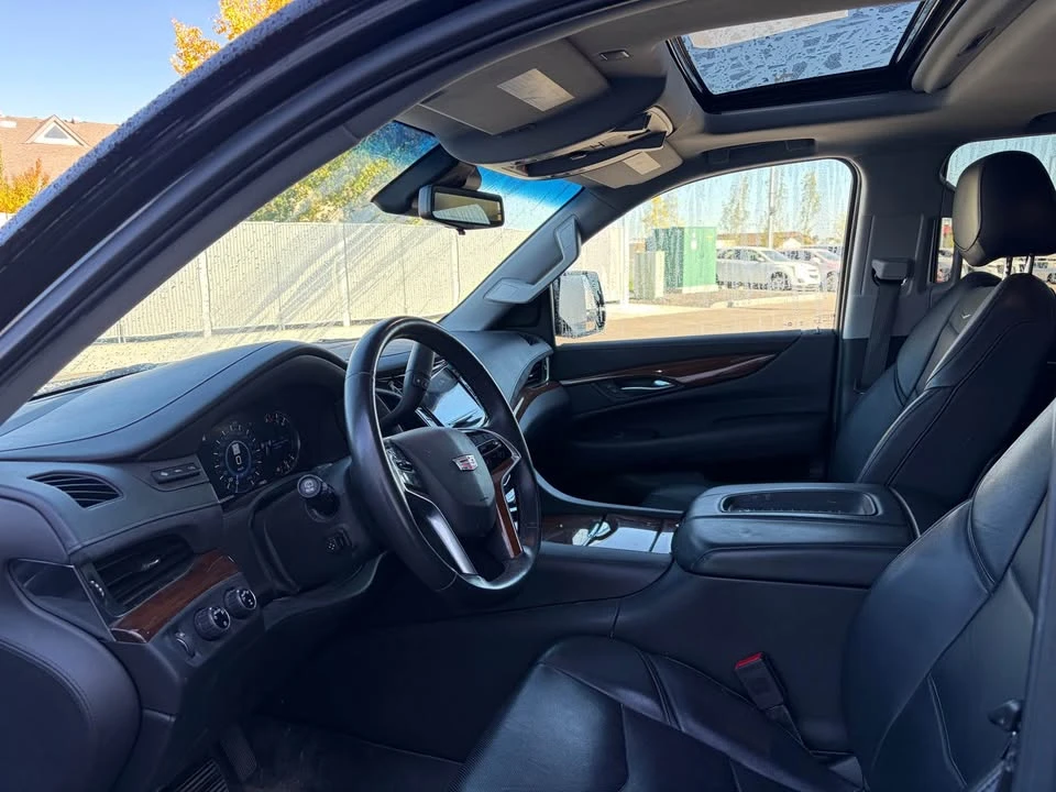 2018 Cadillac Escalade 4th Gen - Image 9 of 13