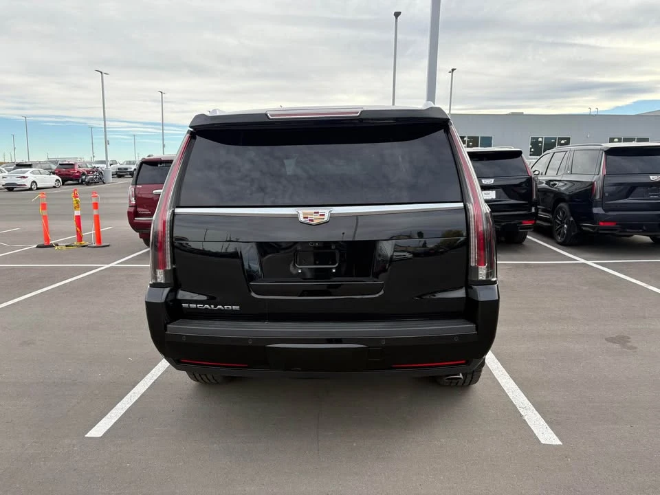 2018 Cadillac Escalade 4th Gen - Image 4 of 5