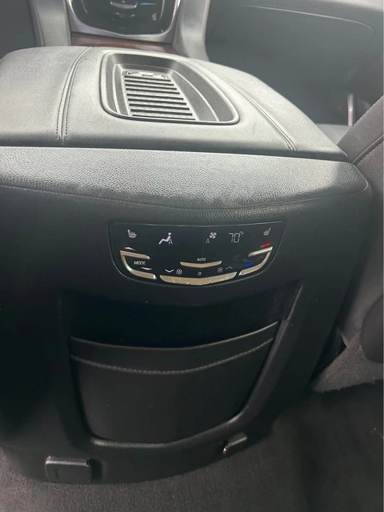 2018 Cadillac Escalade 4th Gen - Image 7 of 8