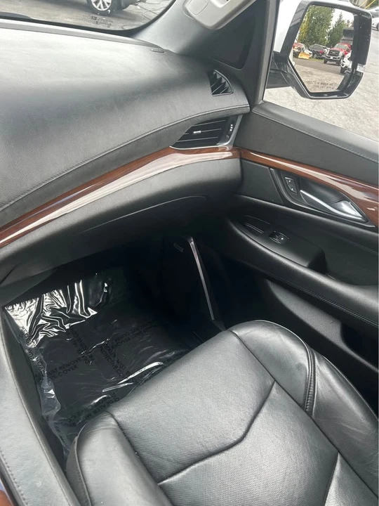 2018 Cadillac Escalade 4th Gen - Image 4 of 8