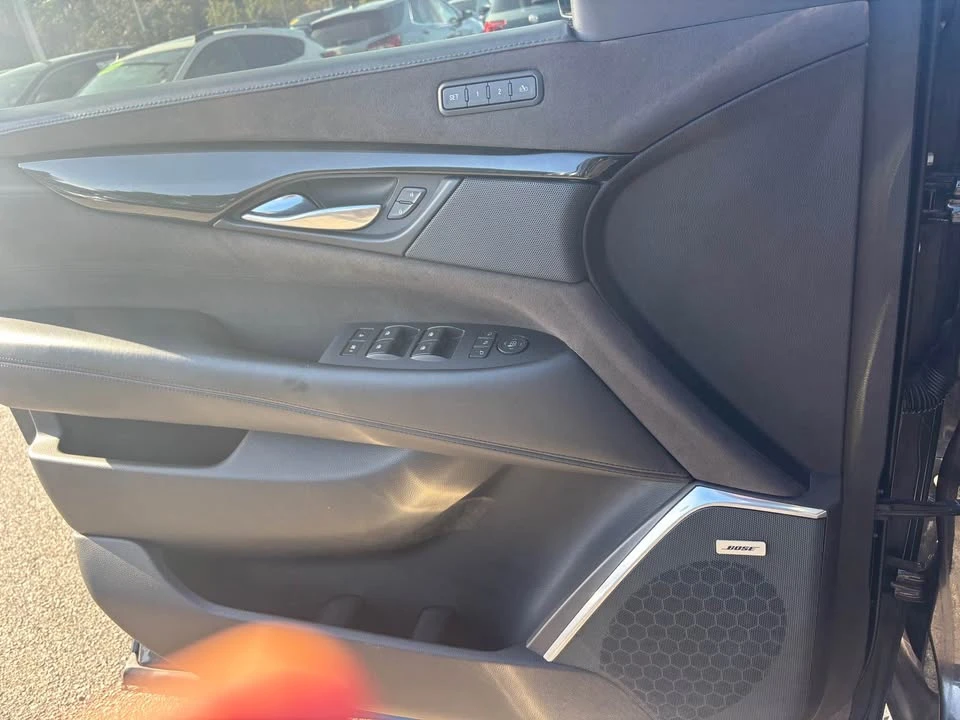 2018 Cadillac Escalade 4th Gen - Image 11 of 12