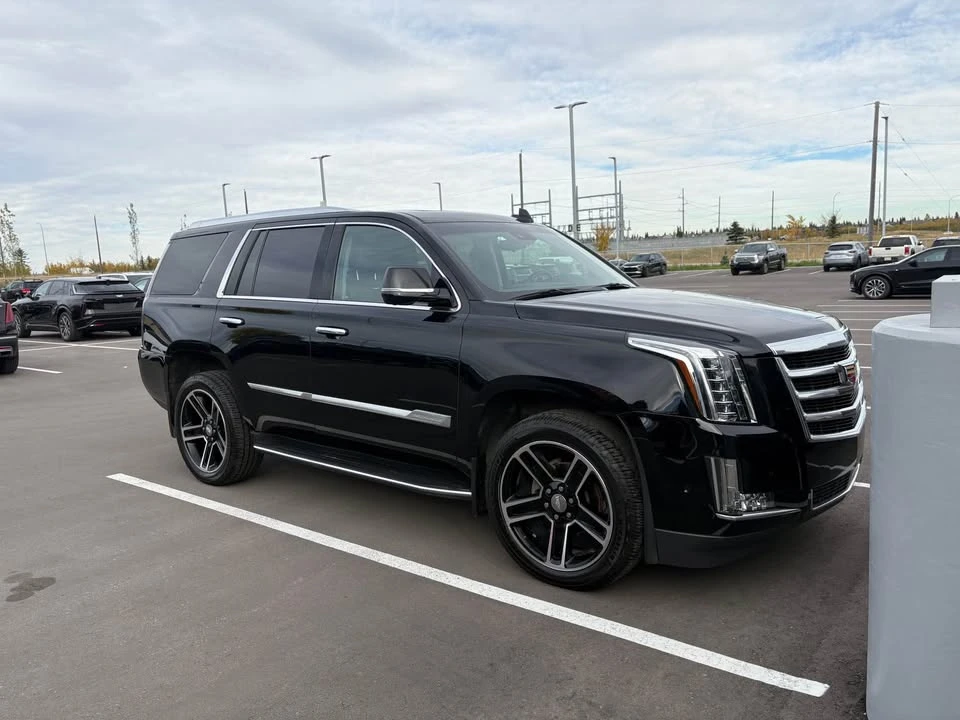 2018 Cadillac Escalade 4th Gen - Image 2 of 5