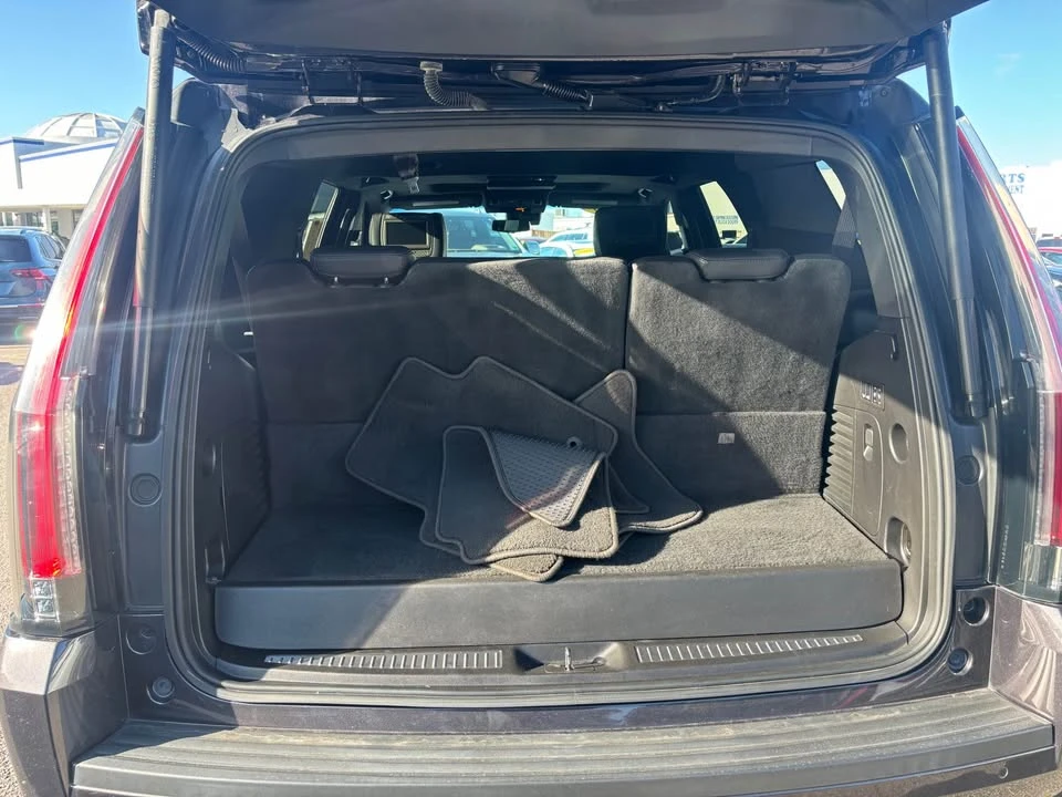 2018 Cadillac Escalade 4th Gen - Image 4 of 12