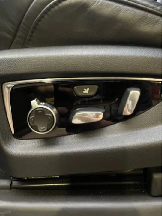 2018 Cadillac Escalade 4th Gen - Image 12 of 15