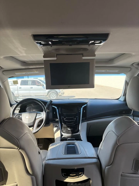 2018 Cadillac Escalade 4th Gen - Image 12 of 15