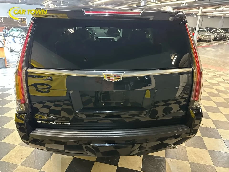 2018 Cadillac Escalade 4th Gen - Image 10 of 20