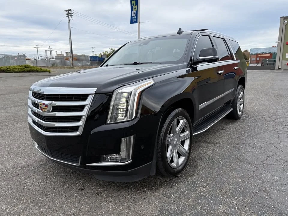 2018 Cadillac Escalade 4th Gen - Image 8 of 14
