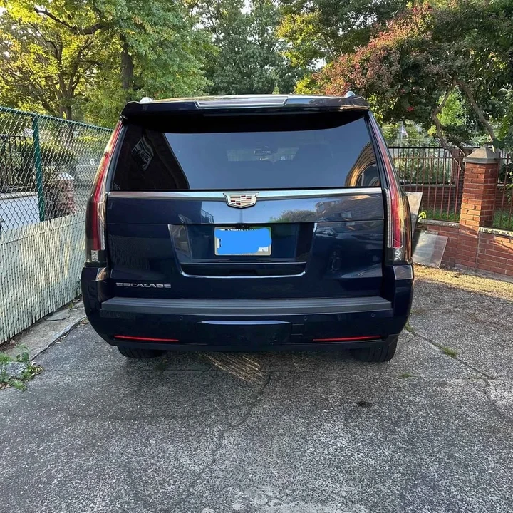 2018 Cadillac Escalade 4th Gen - Image 8 of 13