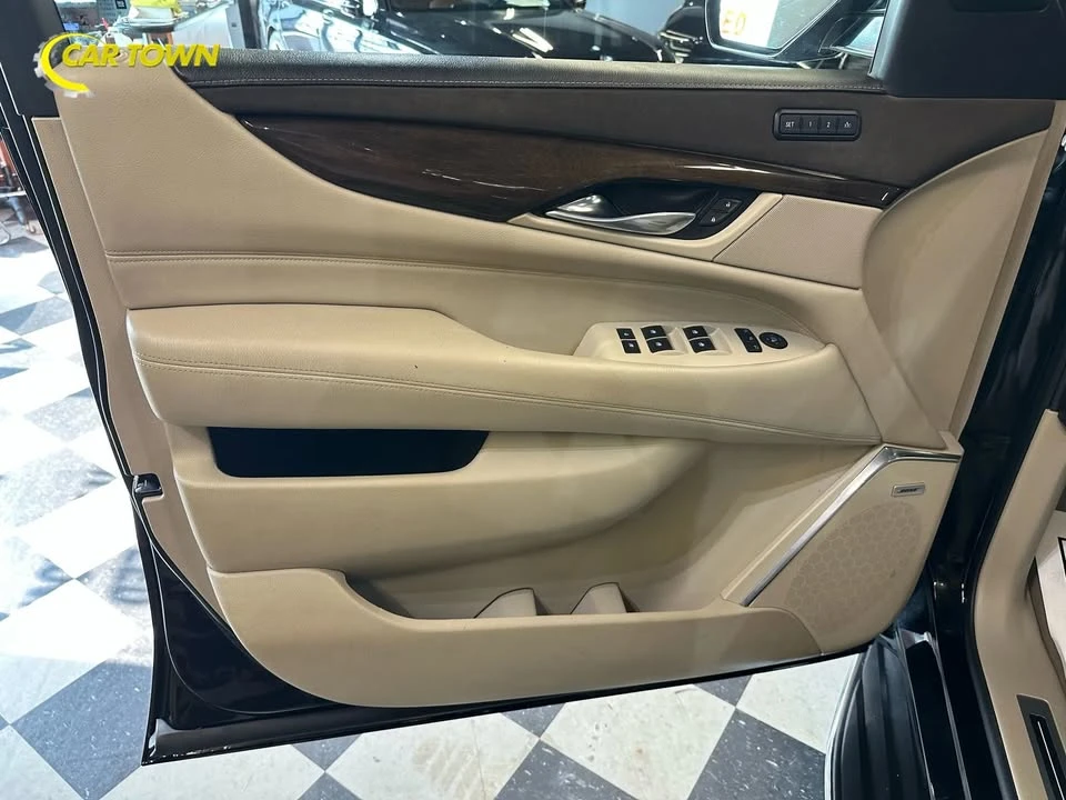 2018 Cadillac Escalade 4th Gen - Image 16 of 20