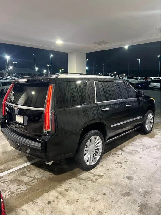 2018 Cadillac Escalade 4th Gen - Image 6 of 12
