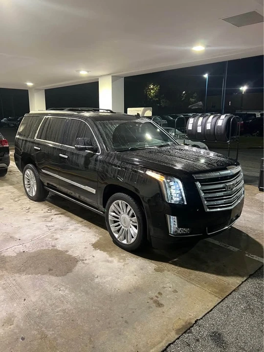 2018 Cadillac Escalade 4th Gen - Image 7 of 12