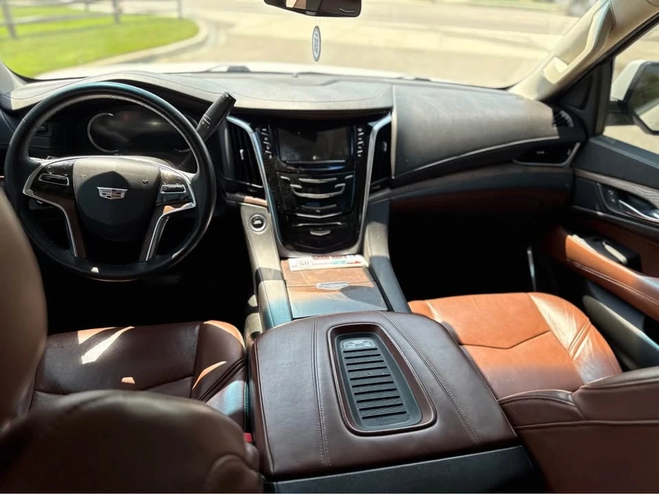 2018 Cadillac Escalade 4th Gen - Image 11 of 13