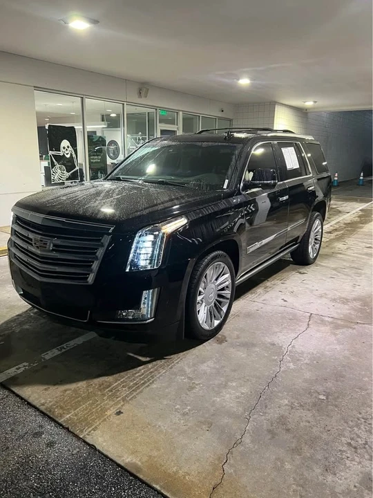 2018 Cadillac Escalade 4th Gen - Image 2 of 12