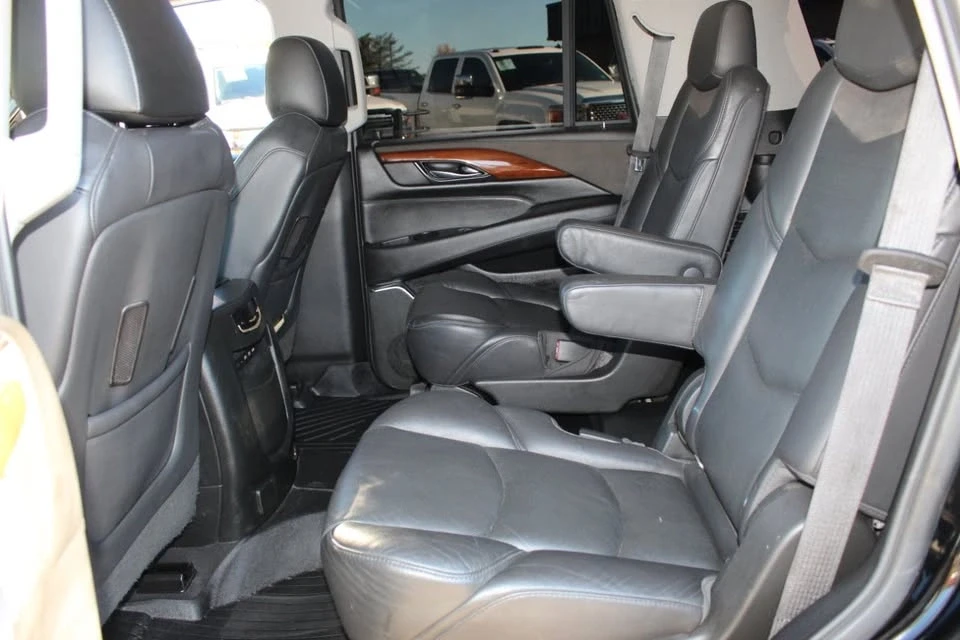 2018 Cadillac Escalade 4th Gen - Image 14 of 19