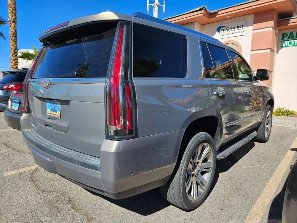 2018 Cadillac Escalade 4th Gen - Image 2 of 5