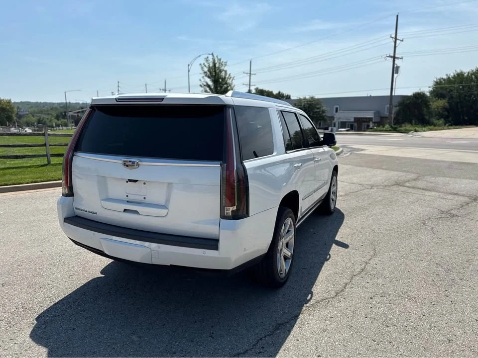 2018 Cadillac Escalade 4th Gen - Image 5 of 13