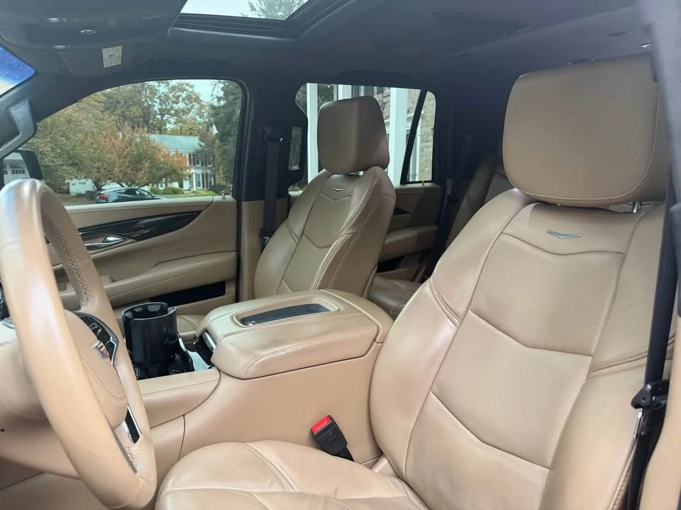 2018 Cadillac Escalade 4th Gen - Image 2 of 4