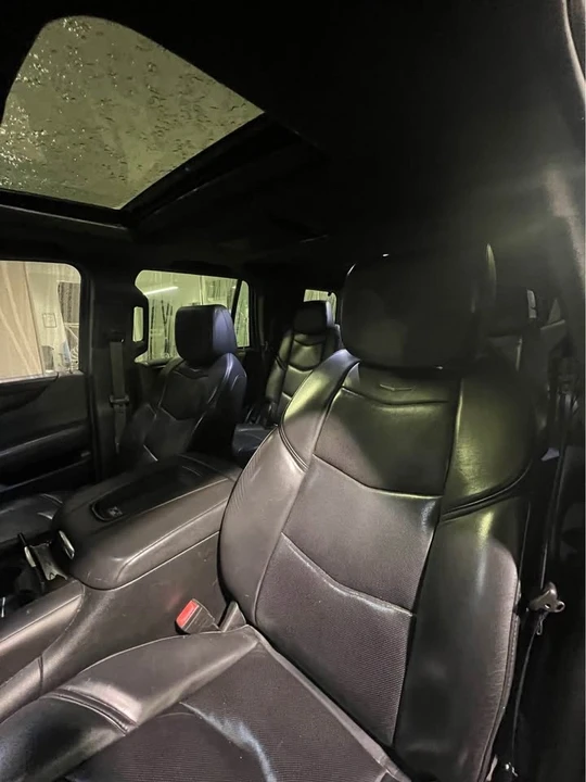 2018 Cadillac Escalade 4th Gen - Image 9 of 12