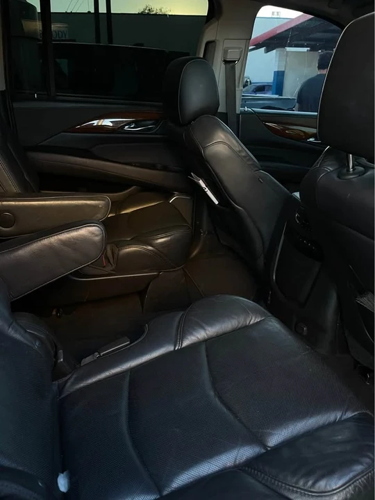 2018 Cadillac Escalade 4th Gen - Image 7 of 8