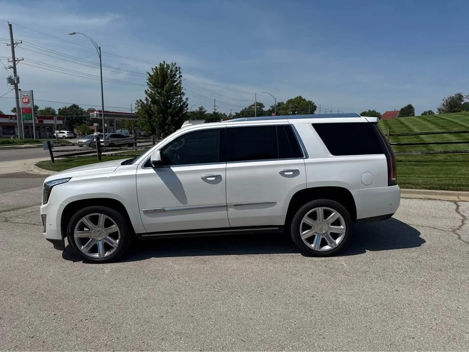 2018 Cadillac Escalade 4th Gen - Image 2 of 13