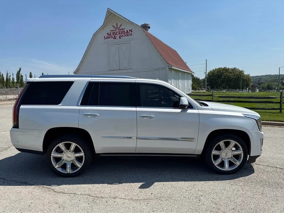 2018 Cadillac Escalade 4th Gen - Image 6 of 13