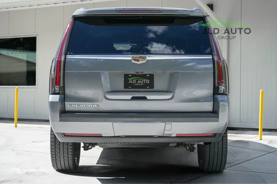 2018 Cadillac Escalade 4th Gen - Image 5 of 16