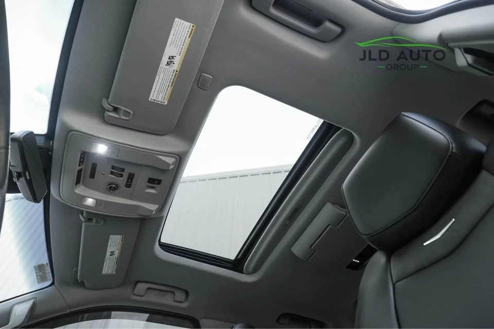 2018 Cadillac Escalade 4th Gen - Image 14 of 16