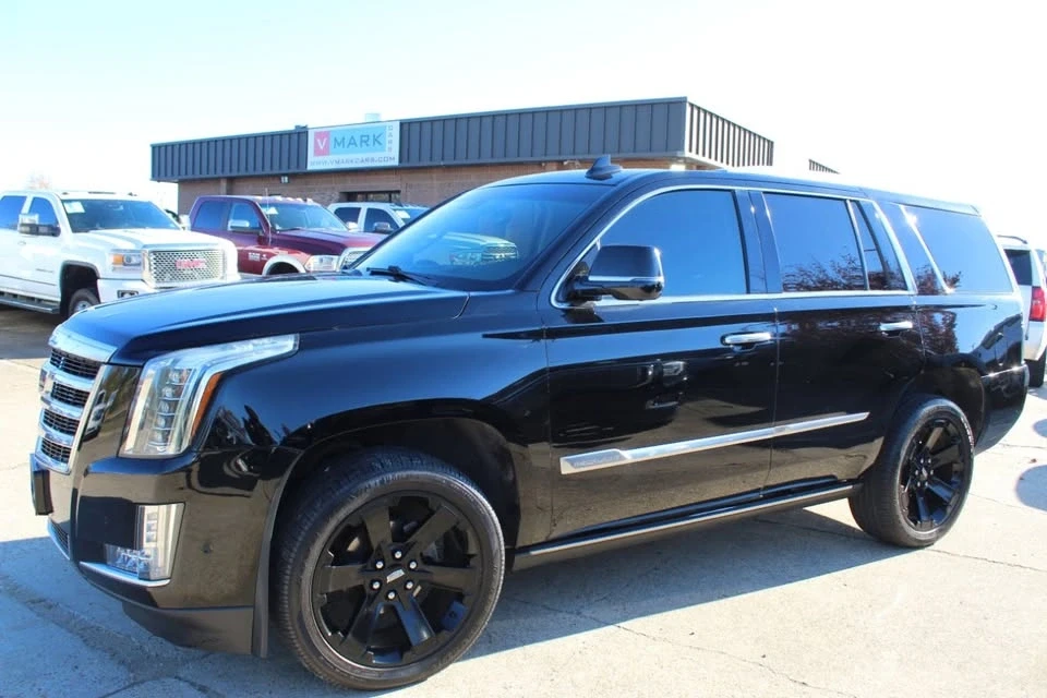 2018 Cadillac Escalade 4th Gen - Image 2 of 19