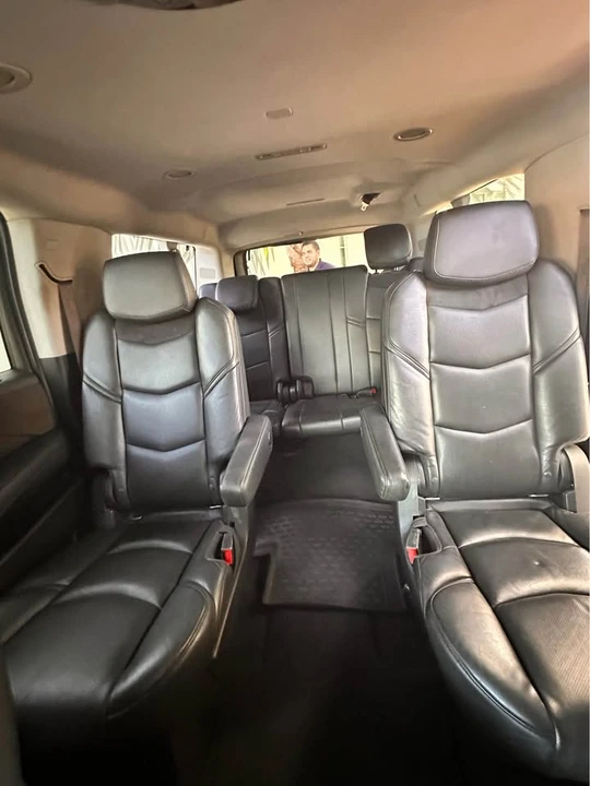 2018 Cadillac Escalade 4th Gen - Image 11 of 14