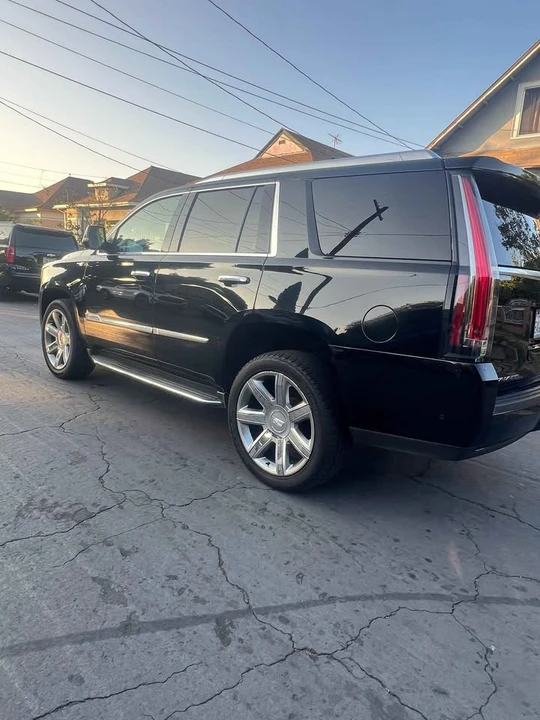 2018 Cadillac Escalade 4th Gen - Image 6 of 16