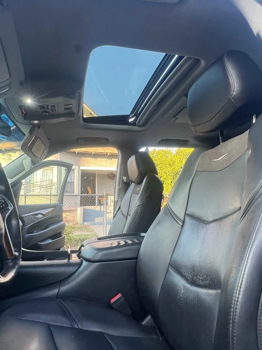 2018 Cadillac Escalade 4th Gen - Image 11 of 16