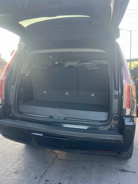 2018 Cadillac Escalade 4th Gen - Image 12 of 16