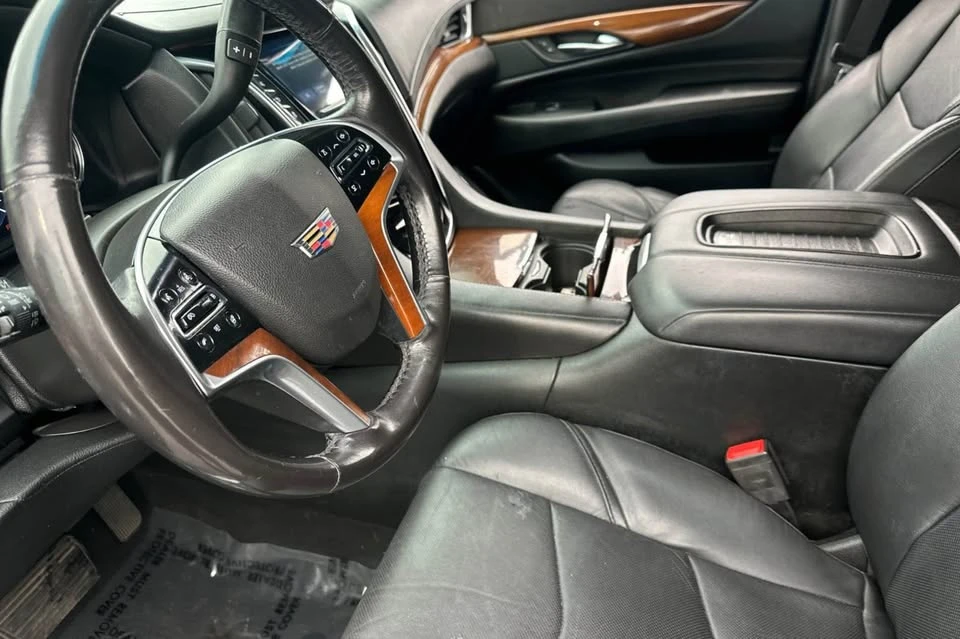 2018 Cadillac Escalade 4th Gen - Image 3 of 10