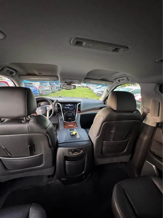2018 Cadillac Escalade 4th Gen - Image 8 of 9