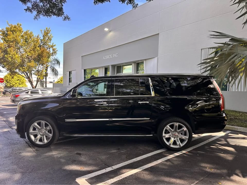 2018 Cadillac Escalade 4th Gen - Image 4 of 14
