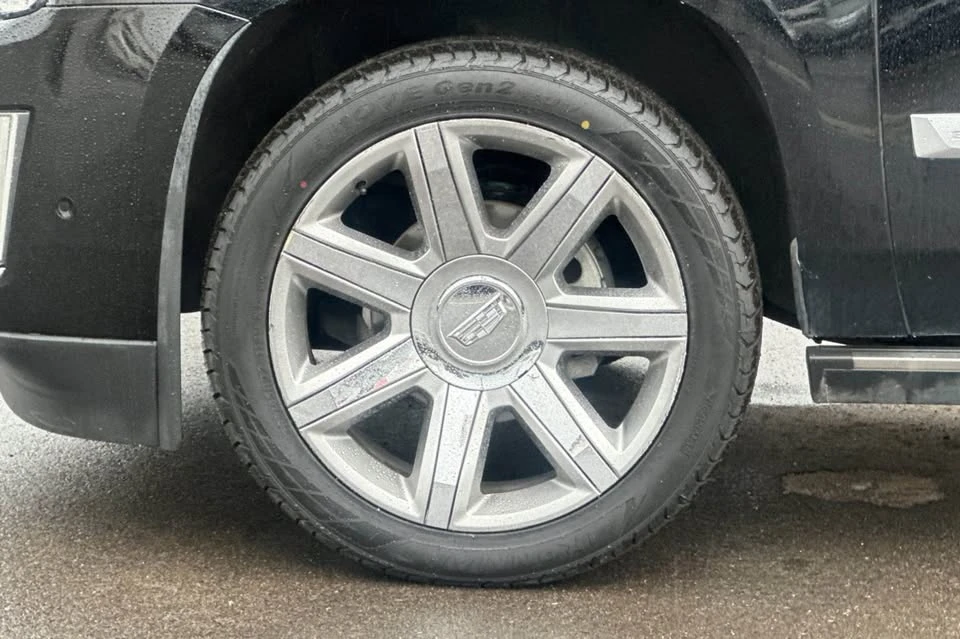 2018 Cadillac Escalade 4th Gen - Image 5 of 10
