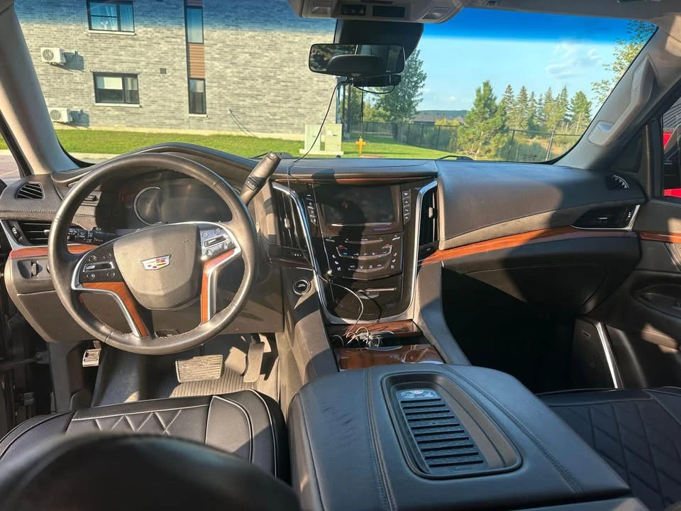 2018 Cadillac Escalade 4th Gen - Image 6 of 10