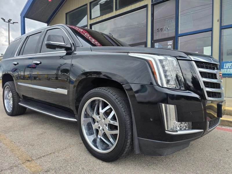 2018 Cadillac Escalade 4th Gen - Image 2 of 18