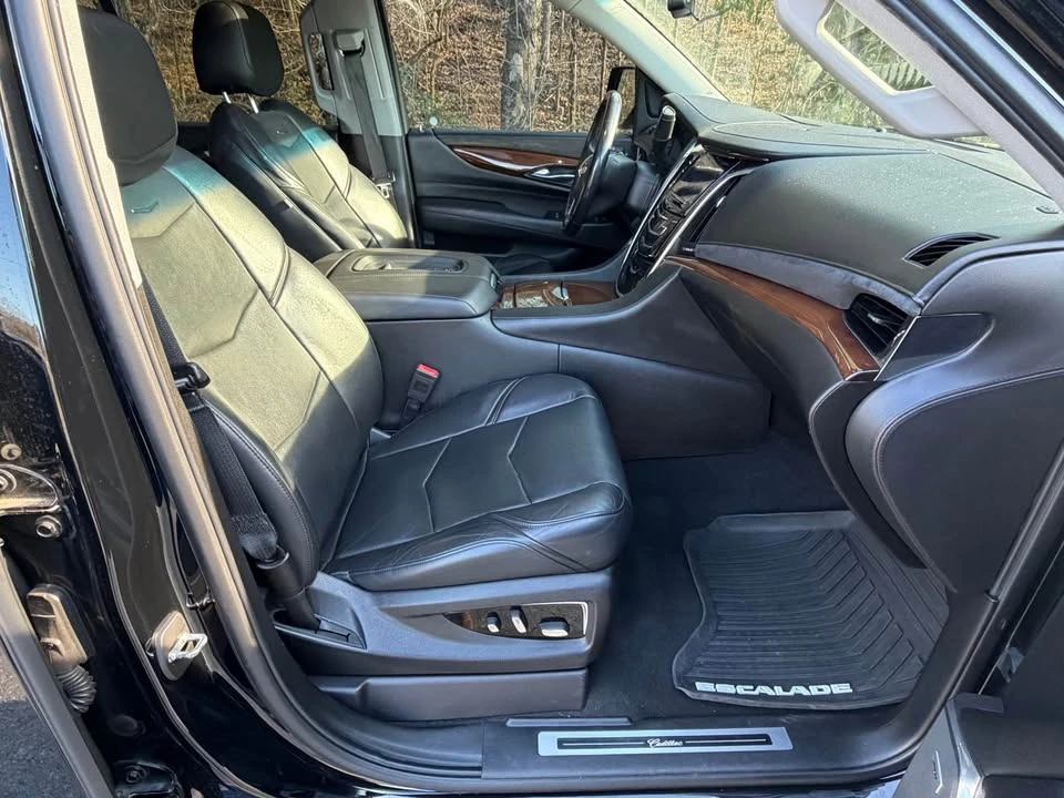 2018 Cadillac Escalade 4th Gen - Image 14 of 18