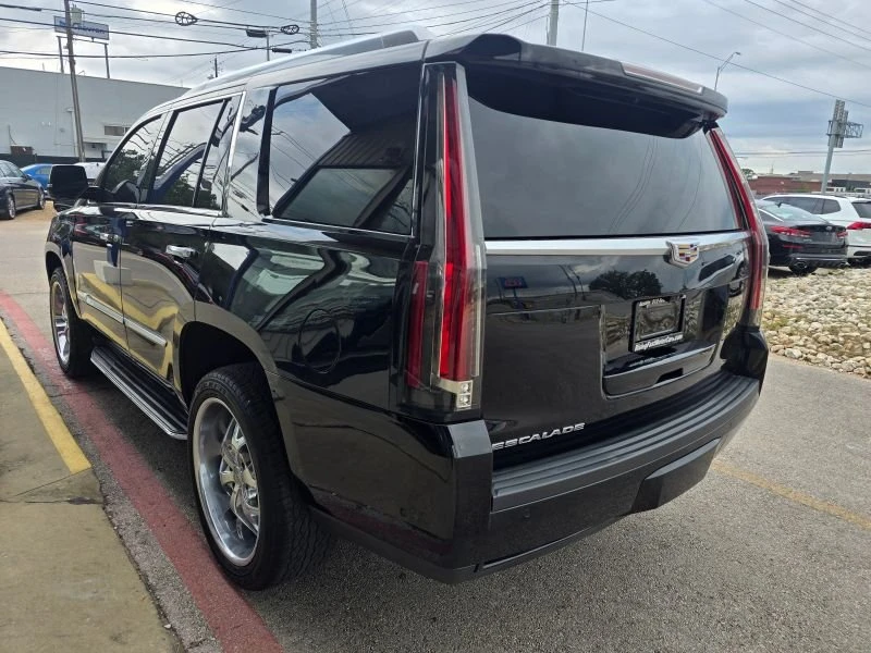 2018 Cadillac Escalade 4th Gen - Image 7 of 18