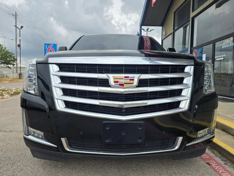 2018 Cadillac Escalade 4th Gen - Image 3 of 18