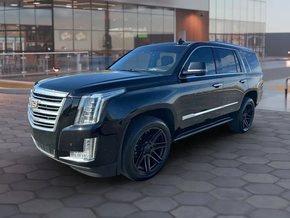 2018 Cadillac Escalade 4th Gen - Image 2 of 15