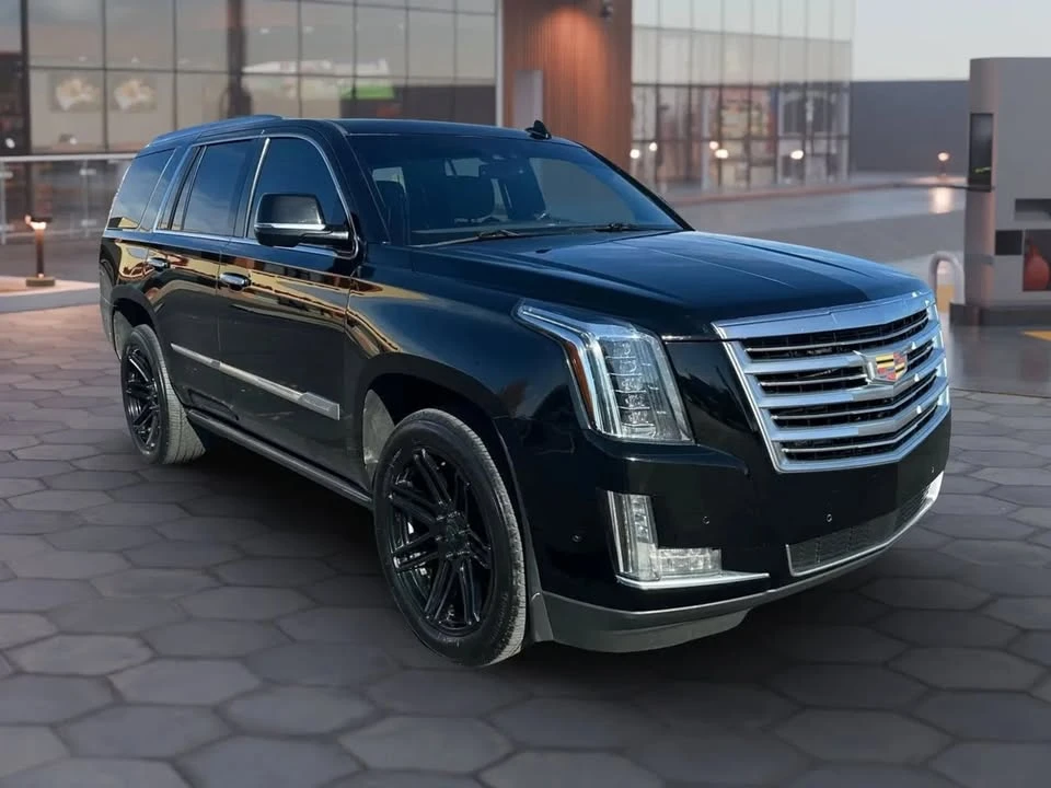 2018 Cadillac Escalade 4th Gen - Image 4 of 15